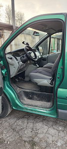 Renault Trafic (7 фото из 12)