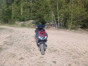 Roller aprilia SR 50R (2 foto / 5)