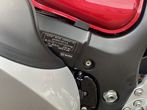 SUZUKI Hayabusa (8 foto / 8)