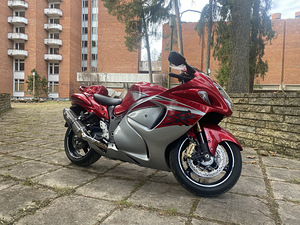Suzuki Hayabusa 1300 (6 foto / 10)