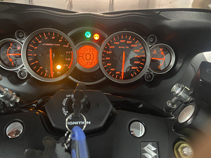 Suzuki Hayabusa (10 foto / 10)