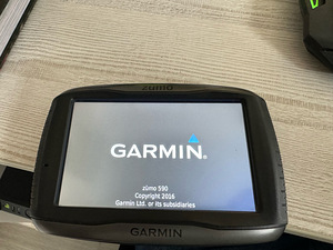 Garmin zumo 590 (3 foto / 3)