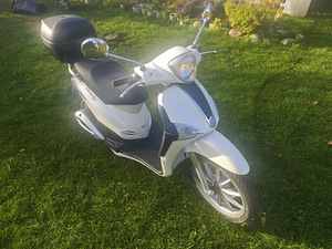 Мотороллер PIAGGIO LIBERTY (1 фото из 6)