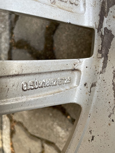 Audi S-Line 18 + ContiVikingContact 245/40R18 (5 foto / 10)