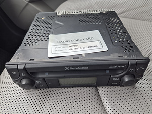 MB CD Radio (5 foto / 5)