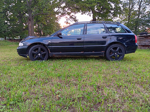Audi A4 1.9TDI 66kw (3 foto / 10)