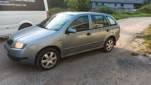 Škoda Fabia (11 foto / 11)