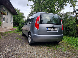 Skoda Roomster 1,2 77kW 2012a (2 foto / 6)