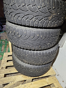 205/65/R16C Bridgestone + veljed (2 foto / 5)