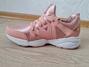Guess tossud 39s (5 foto / 7)