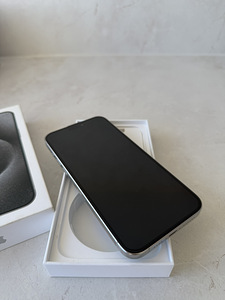 Apple iPhone 15 Pro Max 256GB (1 foto / 3)