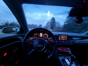 Audi A8 3.0TDI (3 foto / 10)