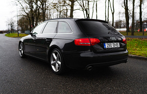 Audi A4 2008 2.7 140 kW (3 foto / 12)