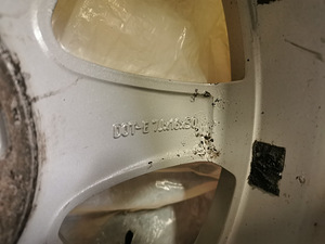 205/60R16 Volvo Goodyear UltraGrip Ice 2 (5 foto / 6)