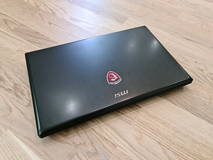5x Gaming laptop'i! i5 4/6/8/9.gen/GTX 1060/1650/GTX 950/960 (9 foto / 10)