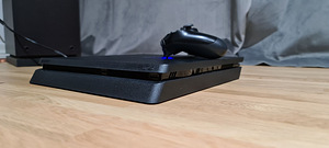MEGA! Playstation 4 / PS4 SLIM mängukonsool (1 foto / 2)