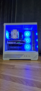 Polar Star! i7-12700K/16-32GB/NVMe/RX7600 - RX 9070XT (7 foto / 8)