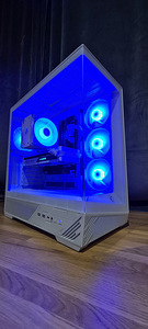 Polar Star! i7-12700K/16-32GB/NVMe/RX7600 - RX 9070XT (1 foto / 8)