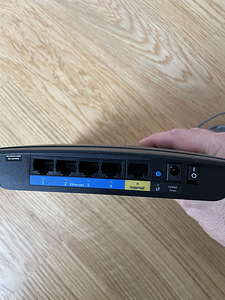 Linksys E1200 wifi ruuter (2 foto / 3)