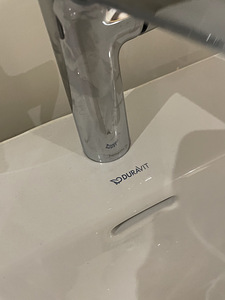 Duravit valamukapp + valamu + segisti (2 foto / 5)