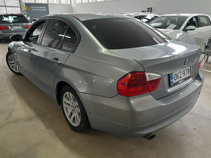 БМВ 320д 2006 автомат (11 фото из 13)