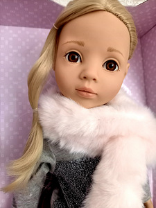 Emily nukk 50 cm (1 foto / 6)