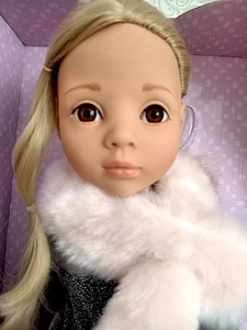 Emily nukk 50 cm (3 foto / 6)