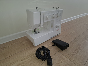 Müüa õmblusmasin Bernette 60 for Bernina (2 foto / 8)