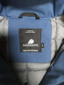 Didriksonsi poolhooaja parka, suurus 150 (2 foto / 2)