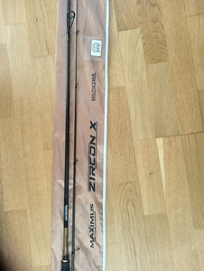 Спиннинг Maximus ZIRCON - X 2,4 m 5 - 25 g fast. (1 фото из 3)