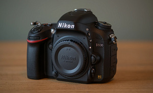 Nikon D600, + Sigma 105mm f/2.8 EX DG Macro (1 foto / 2)