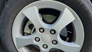 Kia Ceed (4 foto / 8)