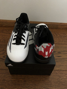 Adidas kunstmuru jalka putsad 36 2/3 (2 foto / 2)