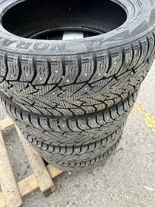 Naastrehvid Bridgestone R16 (5 foto / 6)