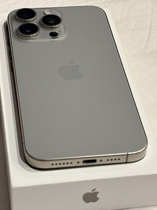 iPhone 15 Pro Max 512GB Natural Titanium (1 foto / 3)