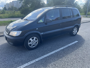 Opel Zafira 1.8 85kw (1 foto / 11)