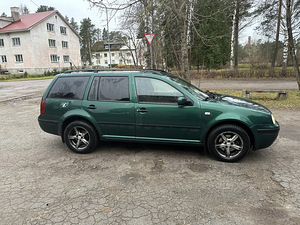 Volkswagen Golf 4 1.9sdi 50kw 2002 (3 foto / 7)