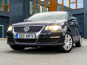 Volkswagen Passat Highline 2.0 110KW (1 foto / 12)