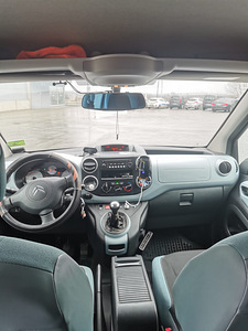 CITROEN BERLINGO N1 1.6, 68 kW, 2015 (7 foto / 10)