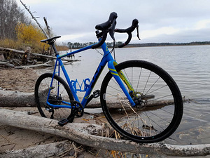 Fuji Cross 1.3 cyclo, cyclocross/gravel/ MNT ratas (2 foto / 3)