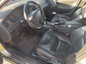 Продам Volvo V70 D5, 2006, 2.4TDI, (4 фото из 11)