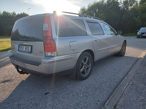 Продам Volvo V70 D5, 2006, 2.4TDI, (8 фото из 11)