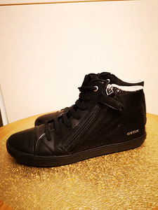 Туфли Geox 38 (2 фото из 2)