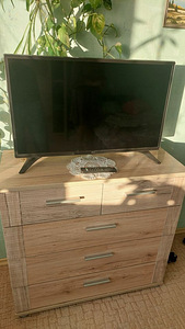 Телевизор LG 32 (1 фото из 1)