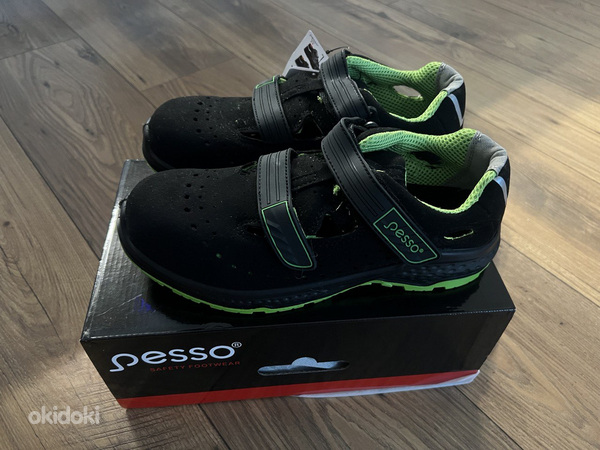 Защитные сандалии pesso BELFAST S1P SRC черный/зеленый (фото #1)