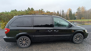 Chrysler Grand Voyager (6 foto / 7)