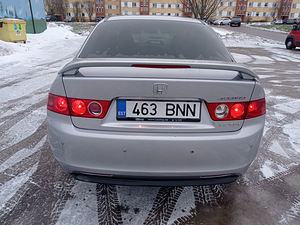 Honda Accord 2.2cdti (8 foto / 11)