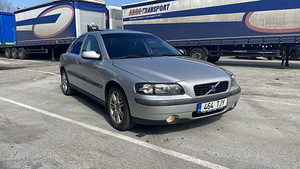 Volvo s60 103kw 2.4 manual (7 foto / 14)