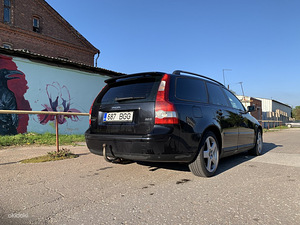 Volvo v50 2,0 100kw manual 6käiguline (2 foto / 7)