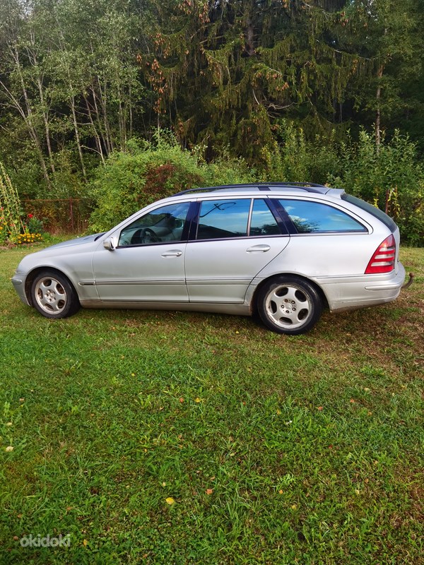 Мерседес с200 - Rakvere, Lääne-Virumaa - Mercedes-Benz, 220  и .